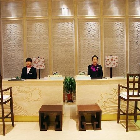 Royal Run Hotel Liaocheng Exterior foto